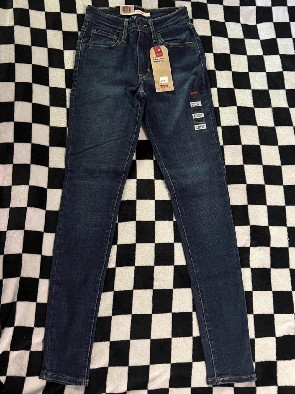 Levi's 721 High-Rise Skinny High-Rise Skinny Jeans Waist 25 NWT